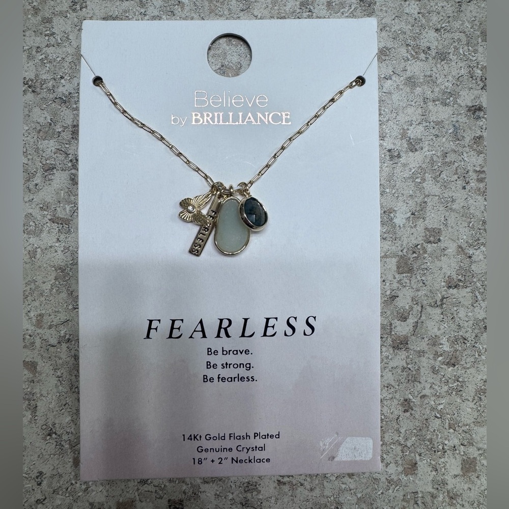 Gold Elegant Necklace with Minimalist Design